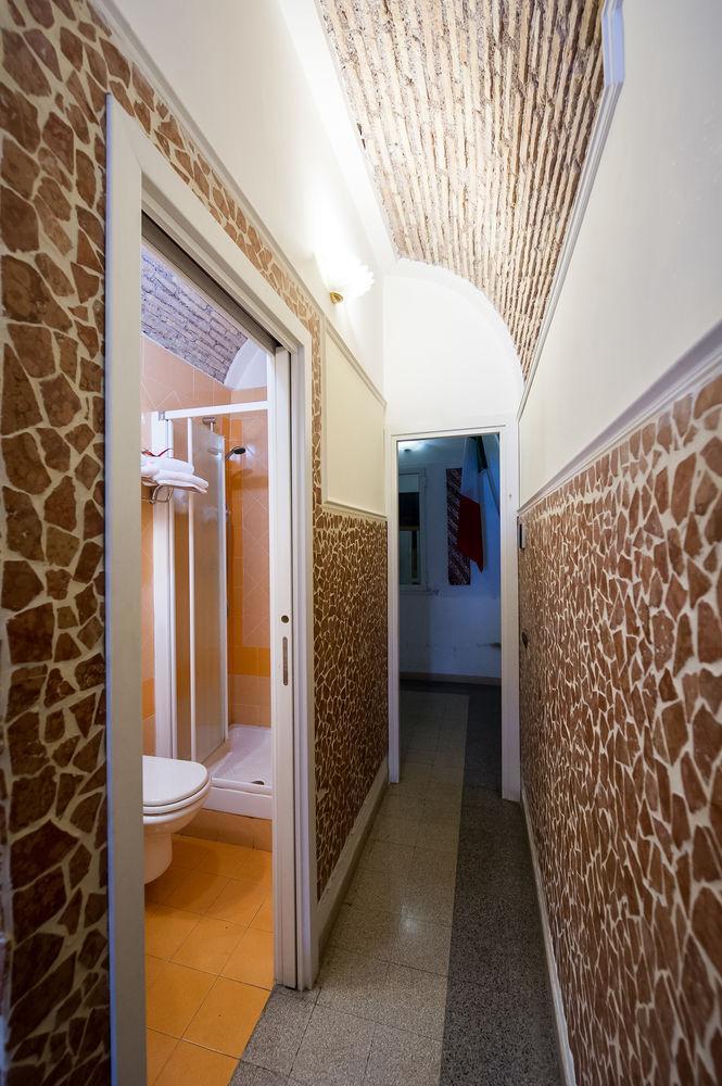 Persepolis Rome Hotel Exterior photo